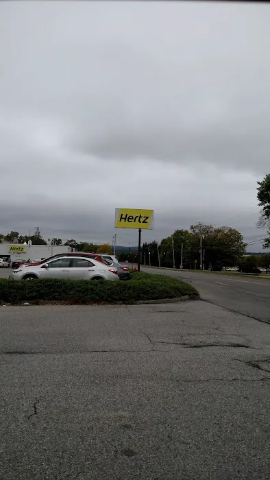 Hertz Car Rental - Poughkeepsie - Ibm Road Picture 7