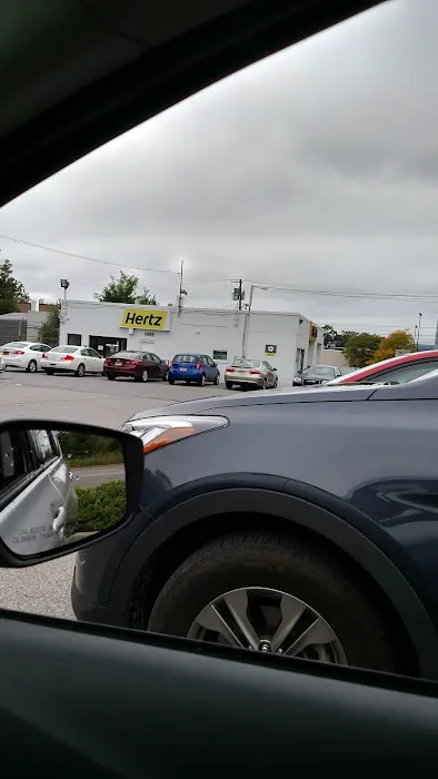 Hertz Car Rental - Poughkeepsie - Ibm Road Picture 8