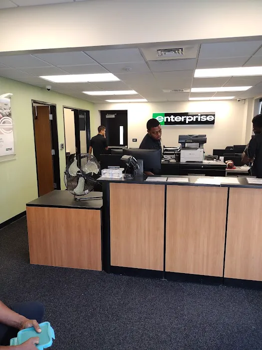 Enterprise Rent-A-Car Picture 6