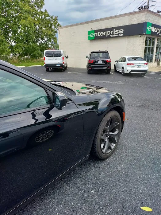 Enterprise Rent-A-Car Picture 1