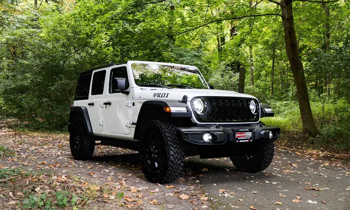 HyperLot rental Picture 2