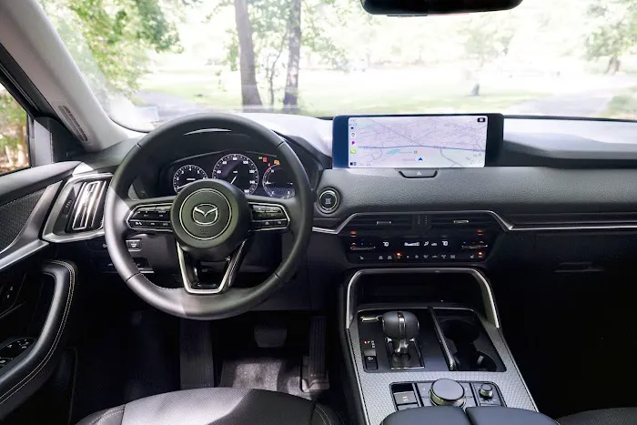 HyperLot rental Picture 9