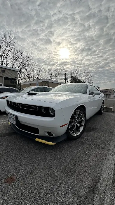 Avis Car Rental Picture 2