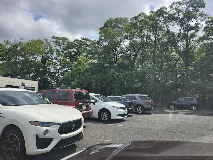 Enterprise Rent-A-Car Picture 1