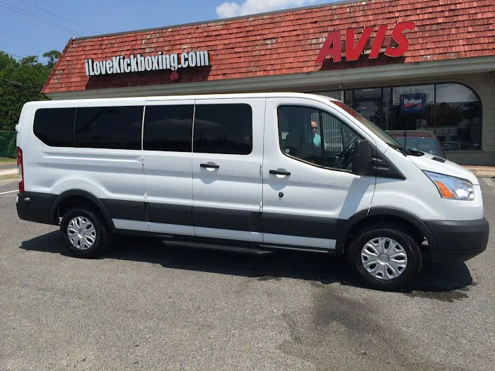 Avis Car Rental Picture 1