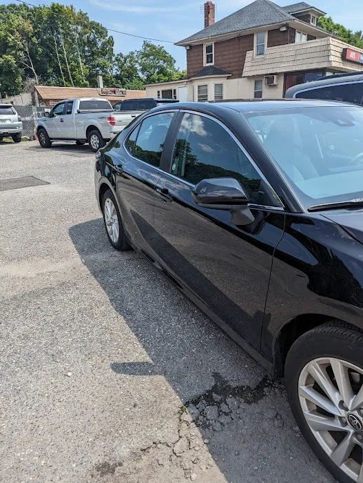 Avis Car Rental Picture 2