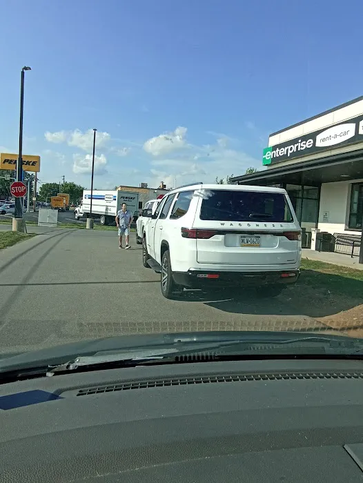 Enterprise Rent-A-Car Picture 9