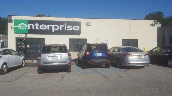 Enterprise Rent-A-Car Picture 8