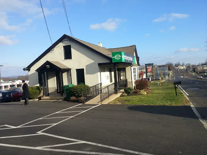 Enterprise Rent-A-Car Picture 2