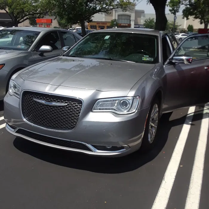 Avis Car Rental Picture 3