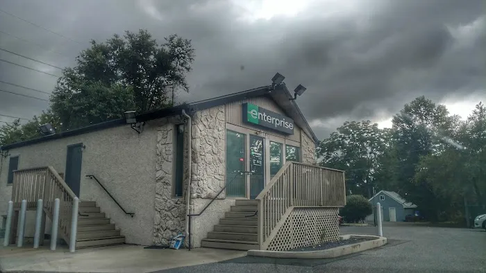 Enterprise Rent-A-Car Picture 2