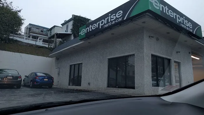 Enterprise Rent-A-Car Picture 6