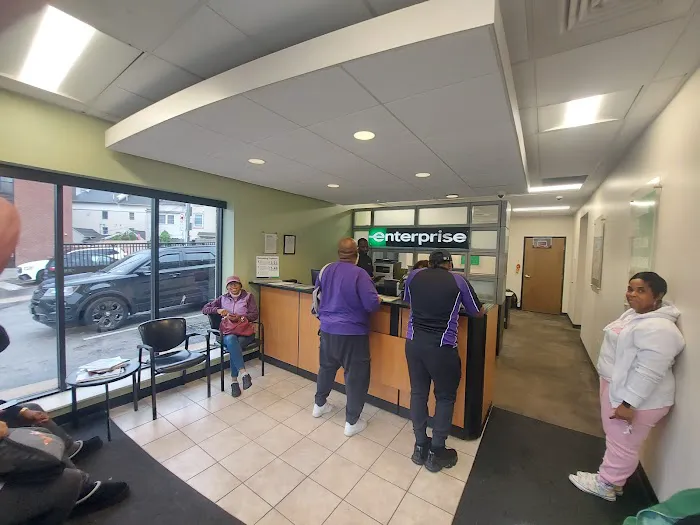 Enterprise Rent-A-Car Picture 8