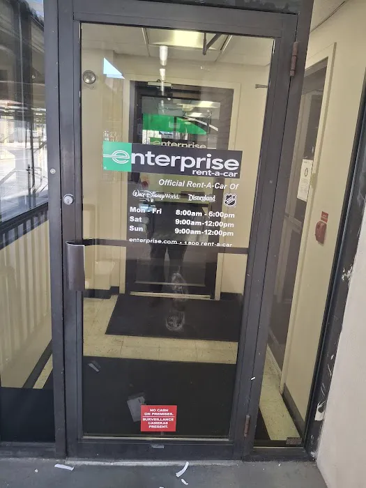 Enterprise Rent-A-Car Picture 6