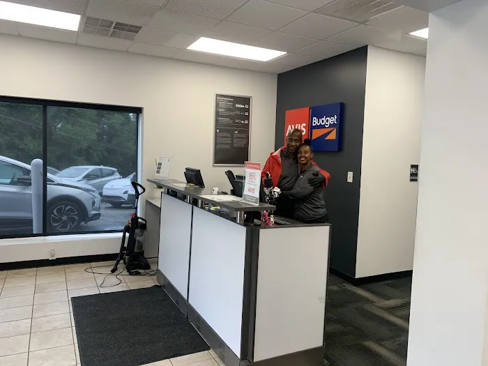 Avis Car Rental Picture 2