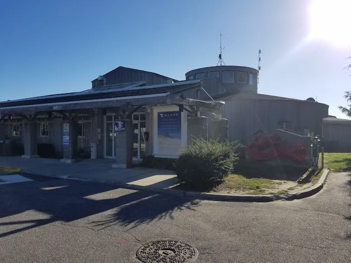 Hertz Car Rental - East Hampton - East Hampton Airport (HTO) Picture 3