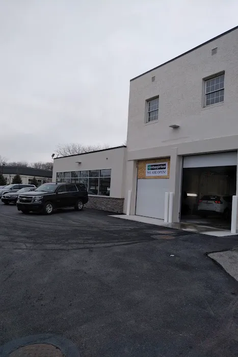 Enterprise Rent-A-Car Picture 4