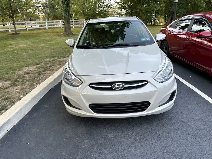 BIZANQ Rent-a-car Picture 1