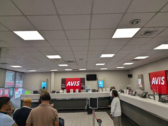 Avis Car Rental Picture 1