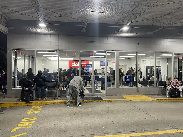 Thrifty Car Rental - Philadelphia International Airport Picture 6