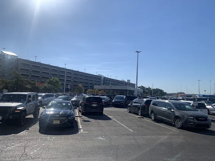 Dollar Car Rental - Philadelphia International Airport Picture 1