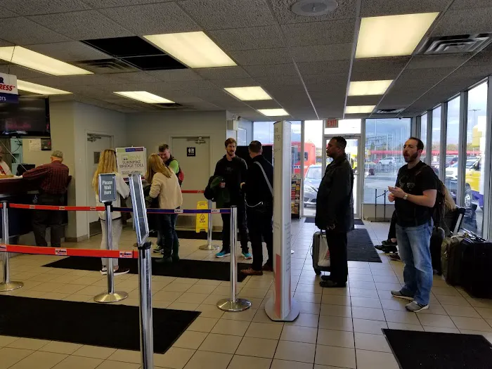 Dollar Car Rental - Philadelphia International Airport Picture 8