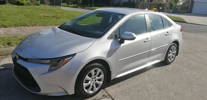 Mo’s Airport Rental Cars Hosted on Turo Picture 5