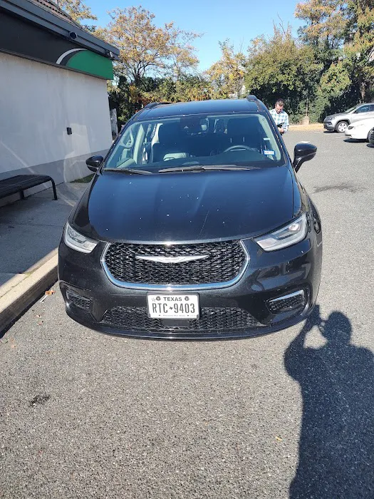 Enterprise Rent-A-Car Picture 3