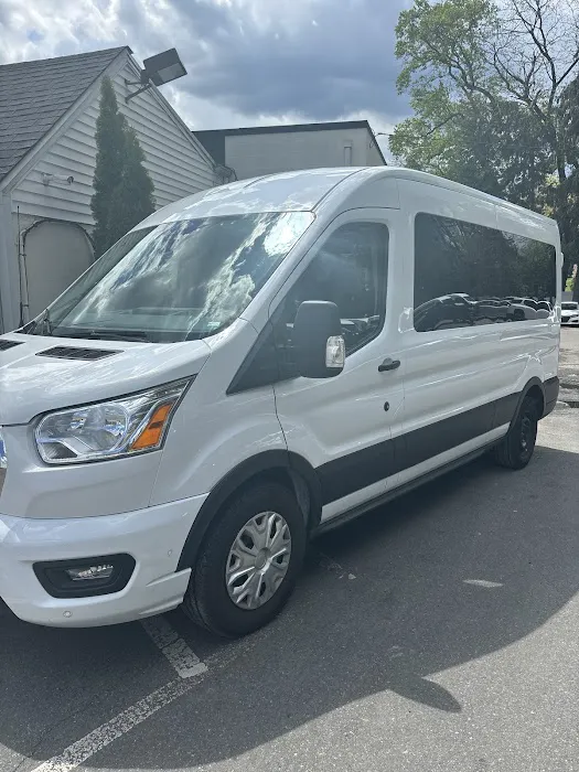 Enterprise Rent-A-Car Picture 4