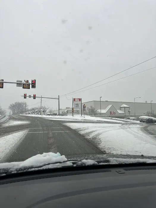 Kulp Car Rentals Picture 1