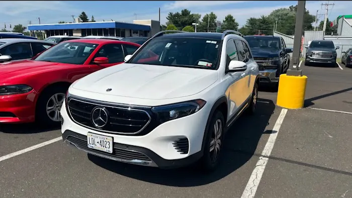 Avis Car Rental Picture 4