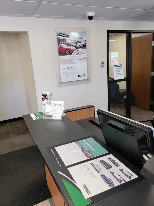 Enterprise Rent-A-Car Picture 4