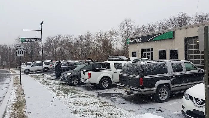 Enterprise Rent-A-Car Picture 5