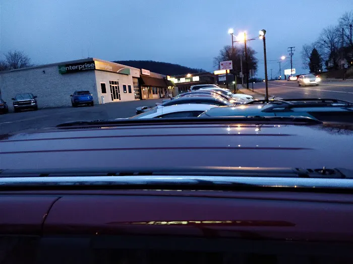 Enterprise Rent-A-Car Picture 8