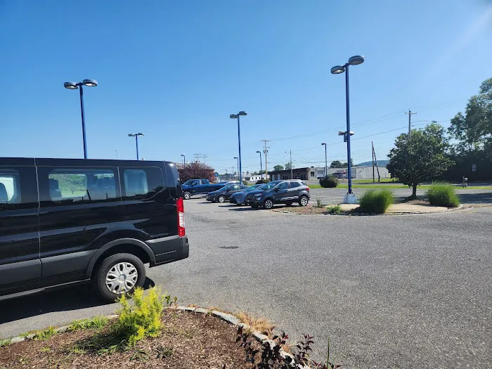 Enterprise Rent-A-Car Picture 3