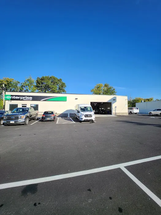 Enterprise Rent-A-Car Picture 1