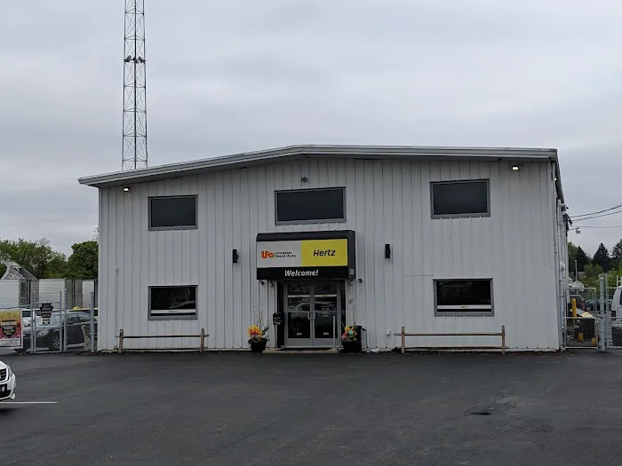 Hertz Car Rental - Lancaster - Marshall Hle Picture 4