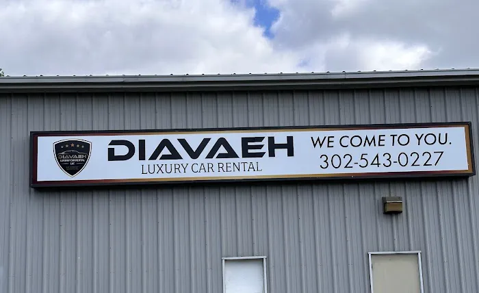Diavaeh Car Rental Picture 8