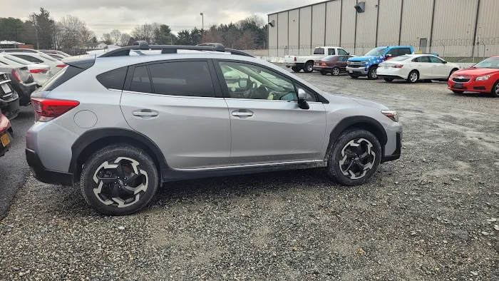 Avis Car Rental Picture 2