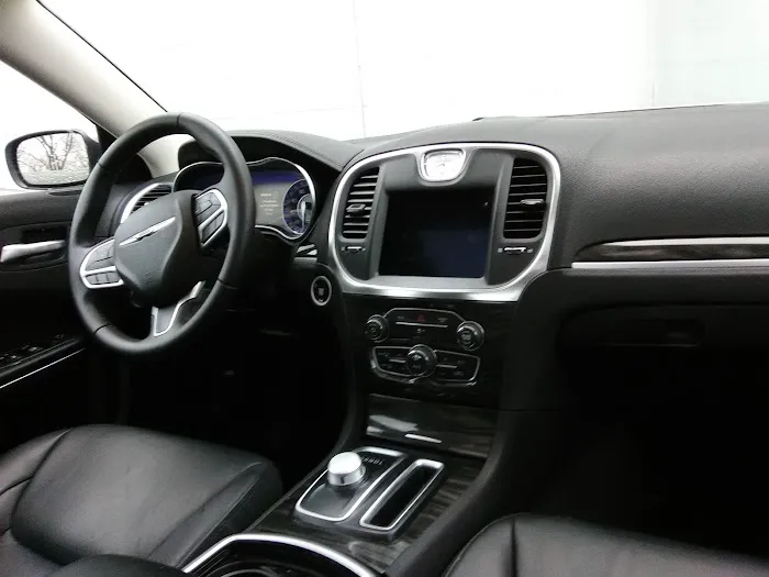 Avis Car Rental Picture 9