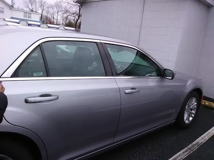 Avis Car Rental Picture 8