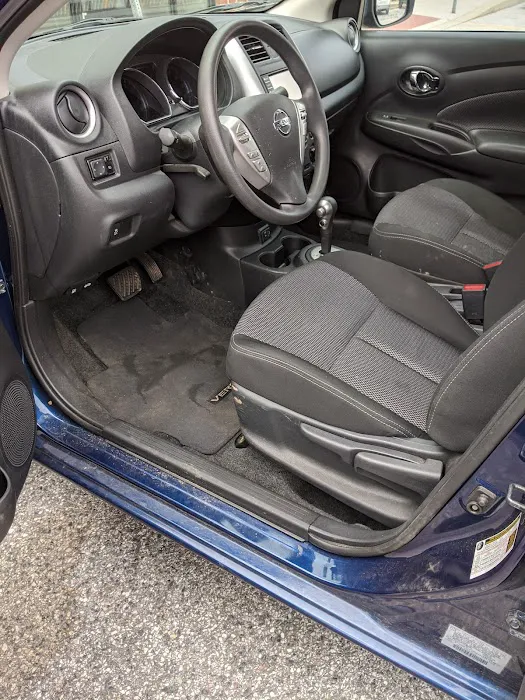Hertz Car Rental - York - Arsenal Road Picture 7