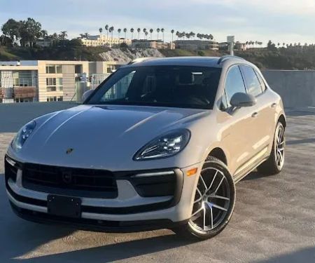 EK Luxury Rental Car