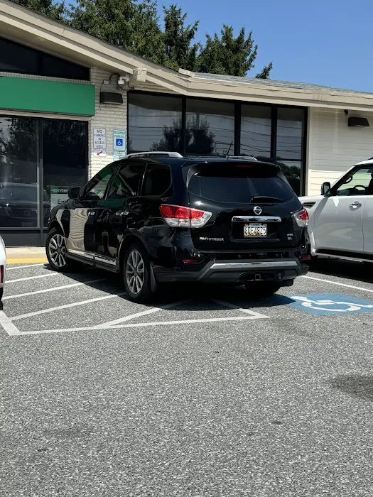 Enterprise Rent-A-Car Picture 7