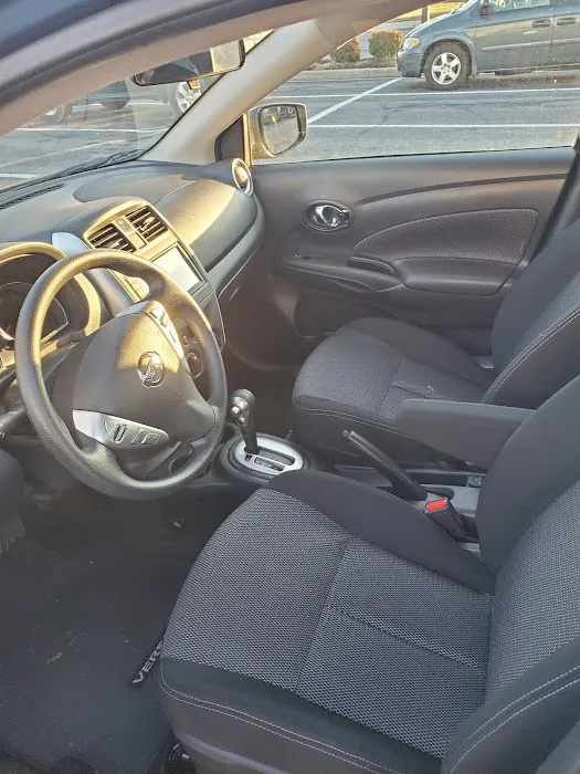 Hertz Car Rental - Frederick - Buckeystown Pike Picture 9