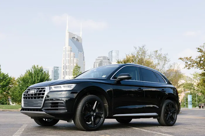 EBC Luxury Car Rentals Nashville Picture 1