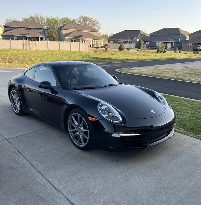 Dream Toy Garage Exotic & Luxury Car Rental Picture 9