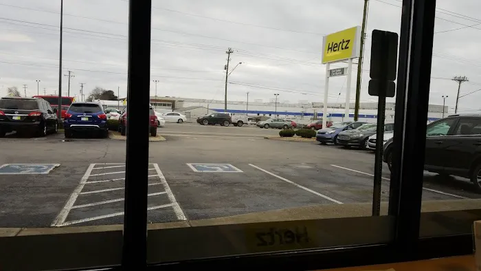Hertz Car Rental - Nashville - Briley Parkway Picture 8