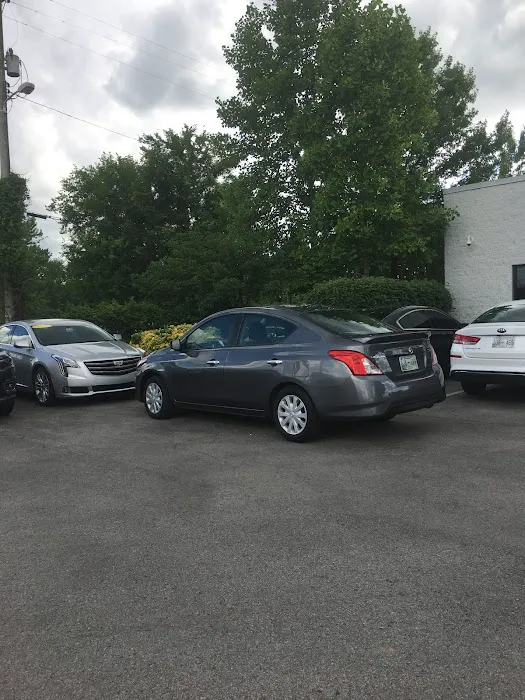 Hertz Car Rental - Nashville - Briley Parkway Picture 9