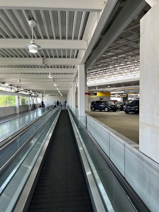 Dollar Car Rental - Nashville International Airport Picture 9